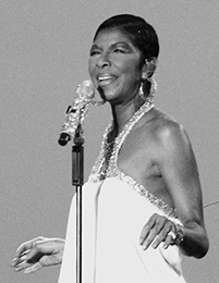 Natalie Cole photo by Michael Aaron Gallagher