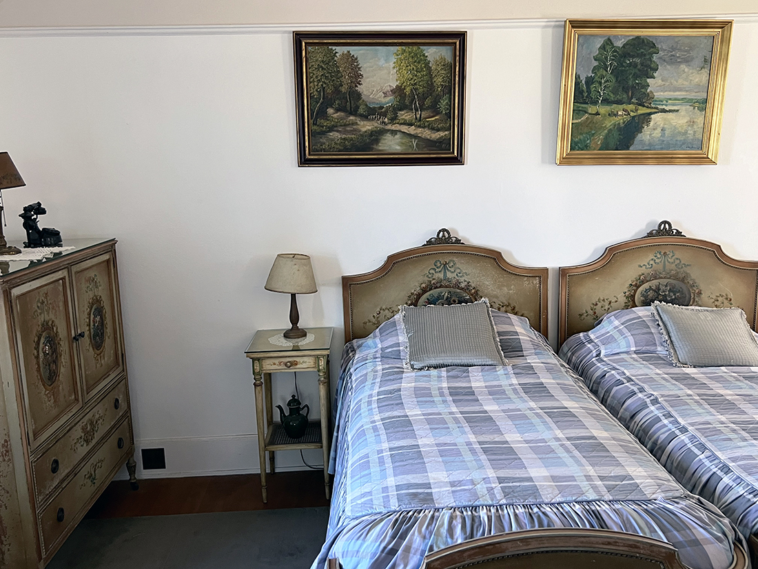 Marjorie Thayer Master Bedroom at Singer Castle by Michael Aaron Gallagher