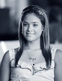 Nicole Gale Anderson Headshot