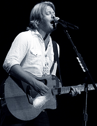 Phillip Sweet of Little Big Town Headshot
